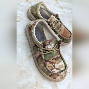 Hey Dude Wally Youth Camoflage loafers Y3/L4